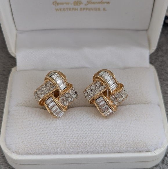 Vintage Nordstrom clip on earrings - Picture 8 of 13